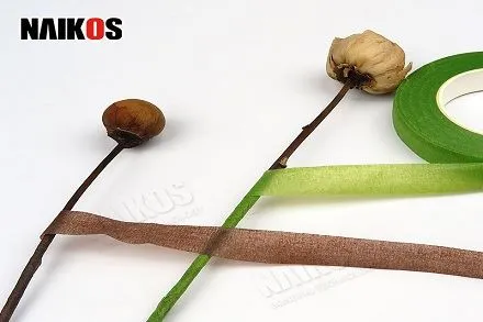 La cinta floral de colors és l’opció perfecta per contenir petits arranjament...